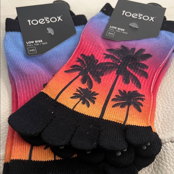 ToeSox Sunset Palm Grip Toe Socks - Picture 1 of 2